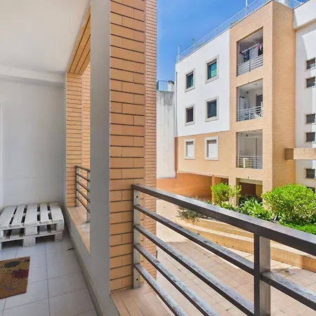 דירה 2br W/ Balcony - Heart Of | By Airnest